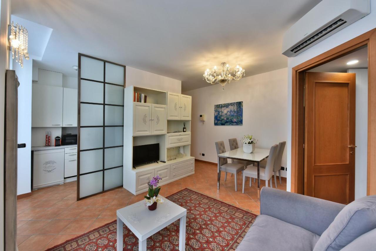 Pontaccio22 Apartment- Brera Centro Storico ミラノ エクステリア 写真